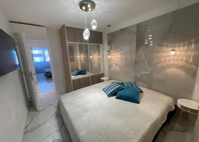 Apartament Centre Maxime 100m Et Commerce A Pied